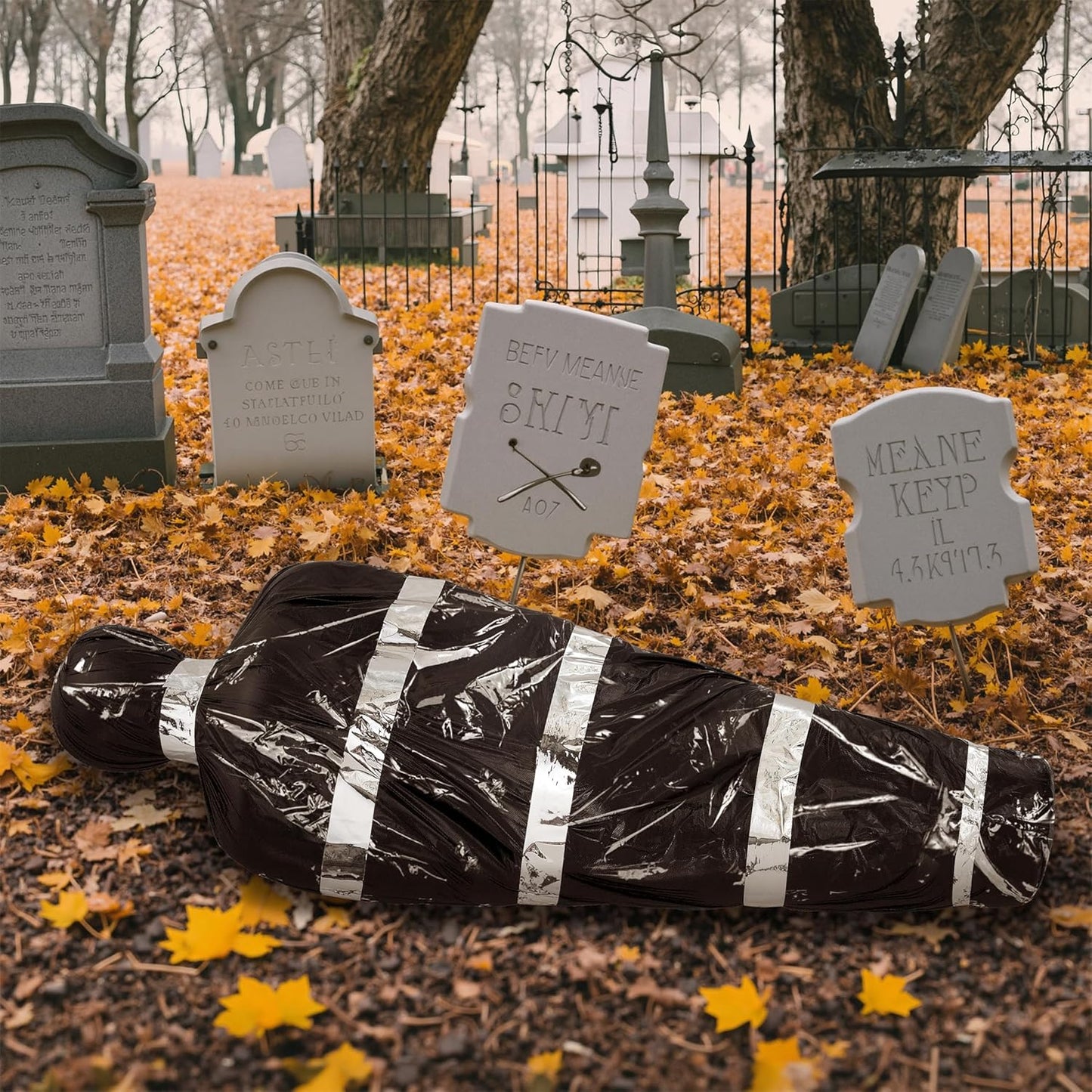 5Ft Hanging Corpse Dead Victim Props Scary Inflatable Halloween Decorations Outdoor, Creepy Body Haunted House Decor Props for Indoor Lawn Yard Party Garden