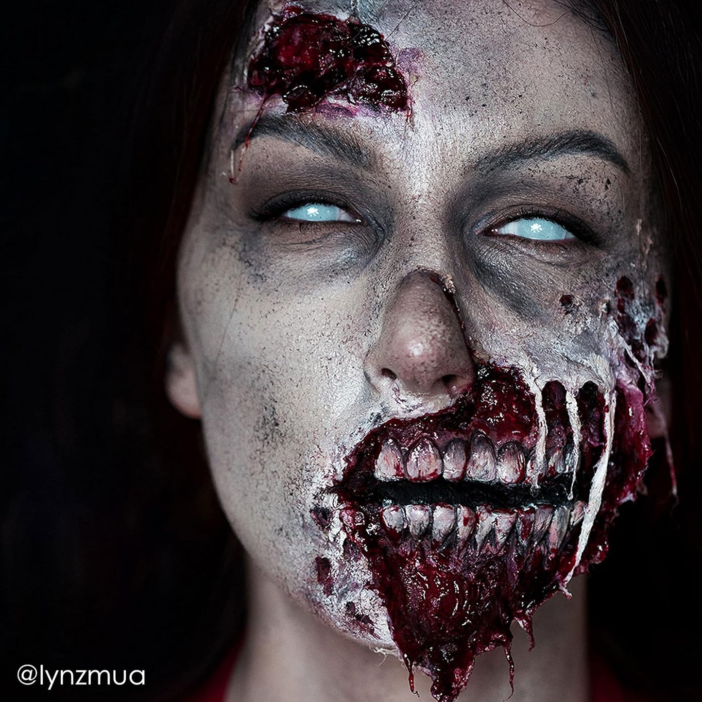 Makeup Liquid Latex | SFX Makeup | Halloween | Latex Glue for Skin | Prosthetic Glue 1 Fl Oz (30 Ml) (Clear Flesh)